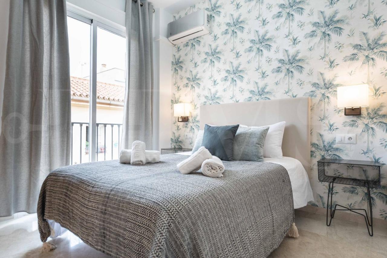 Lovely Duplex With Private Parking Near City Center By Rems Malaga Bagian luar foto