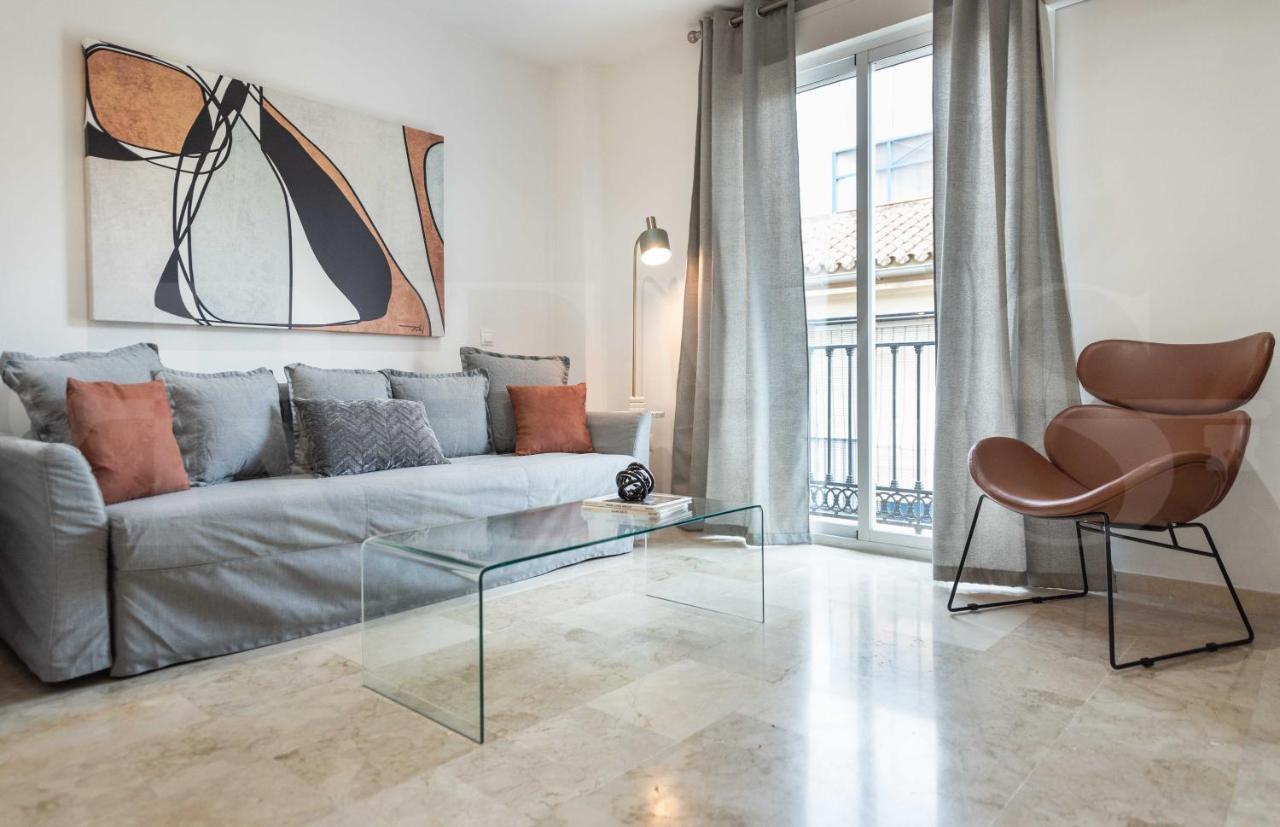 Lovely Duplex With Private Parking Near City Center By Rems Malaga Bagian luar foto