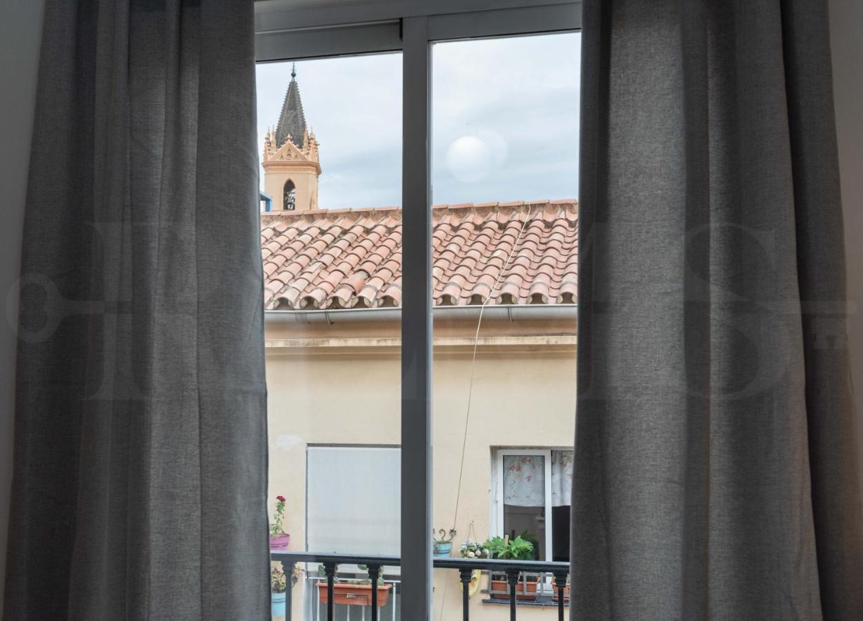 Lovely Duplex With Private Parking Near City Center By Rems Malaga Bagian luar foto