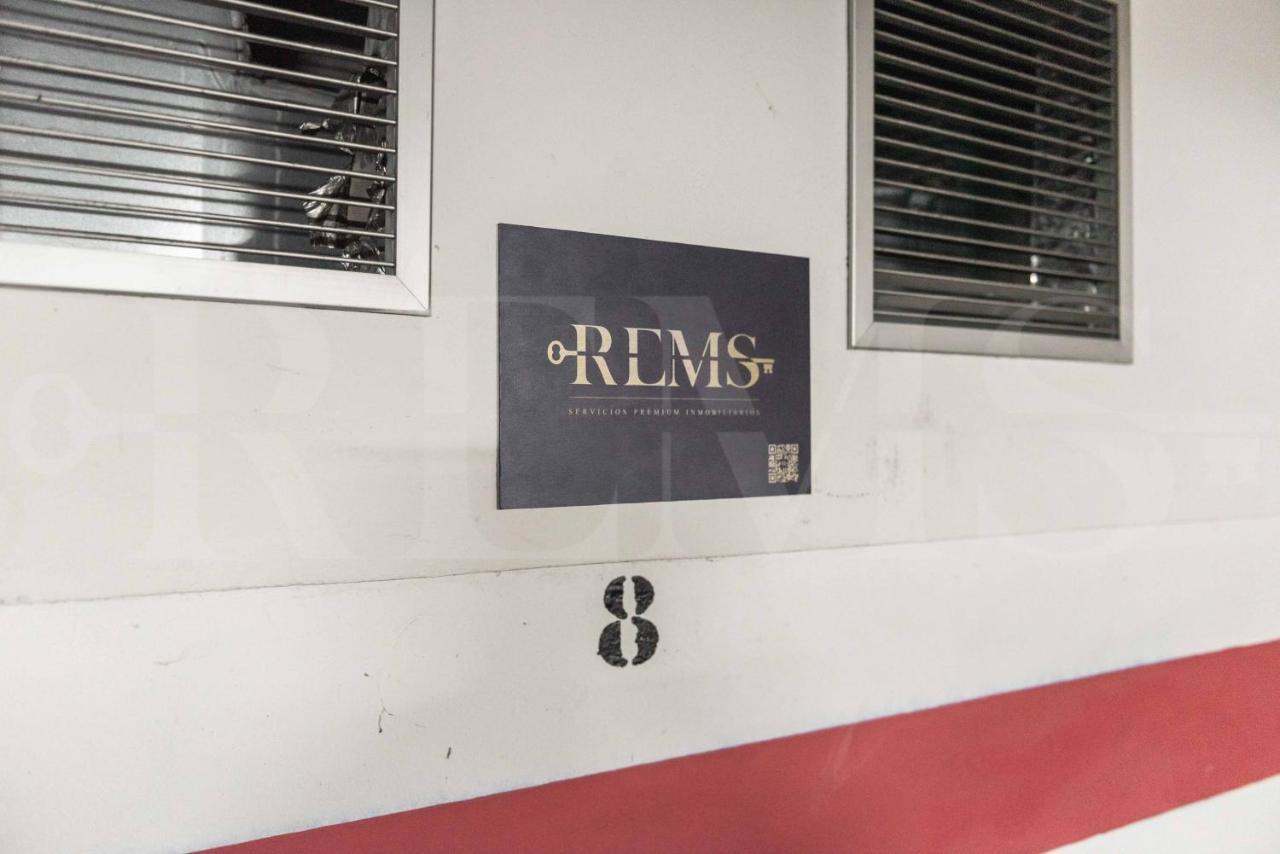 Lovely Duplex With Private Parking Near City Center By Rems Malaga Bagian luar foto