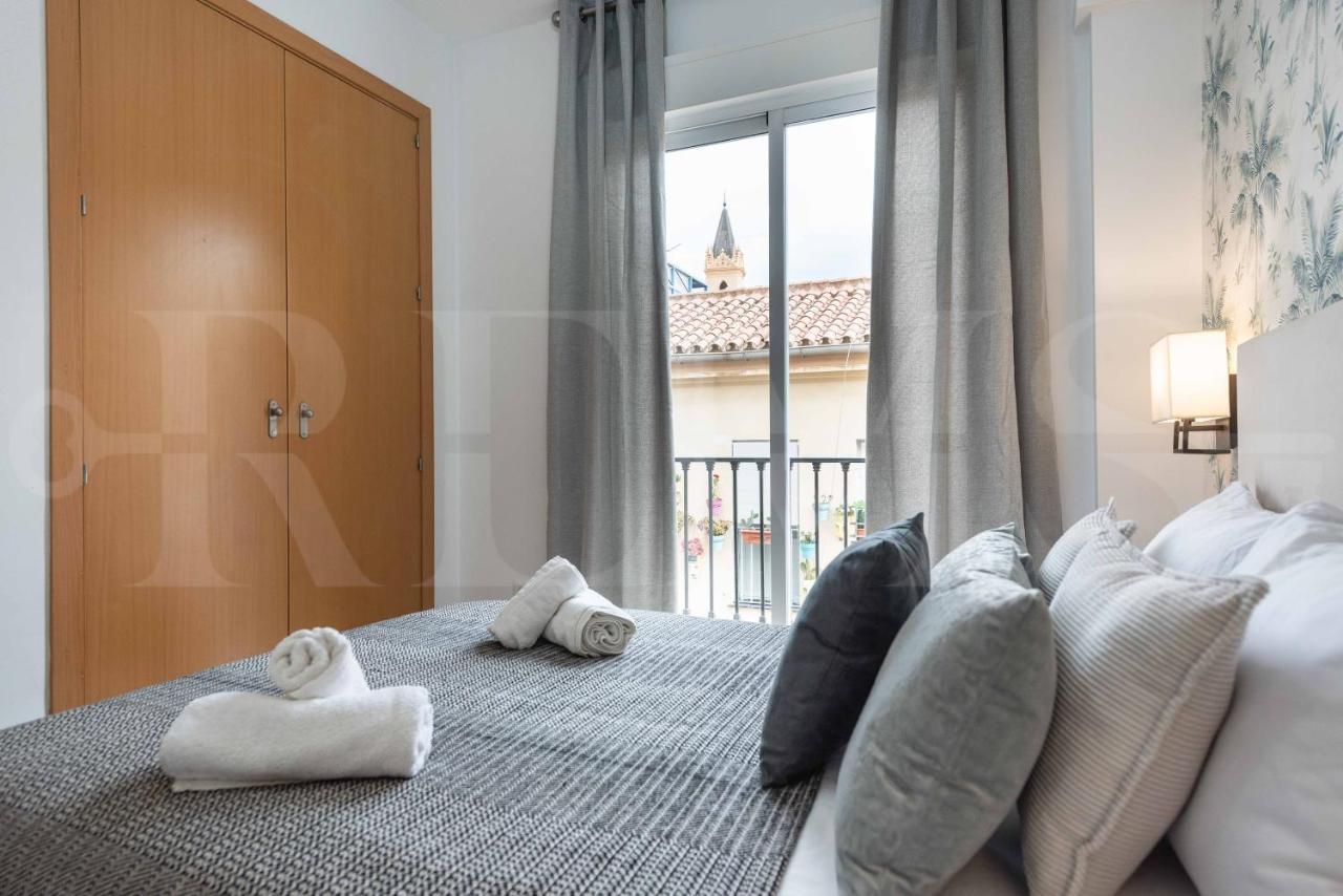 Lovely Duplex With Private Parking Near City Center By Rems Malaga Bagian luar foto